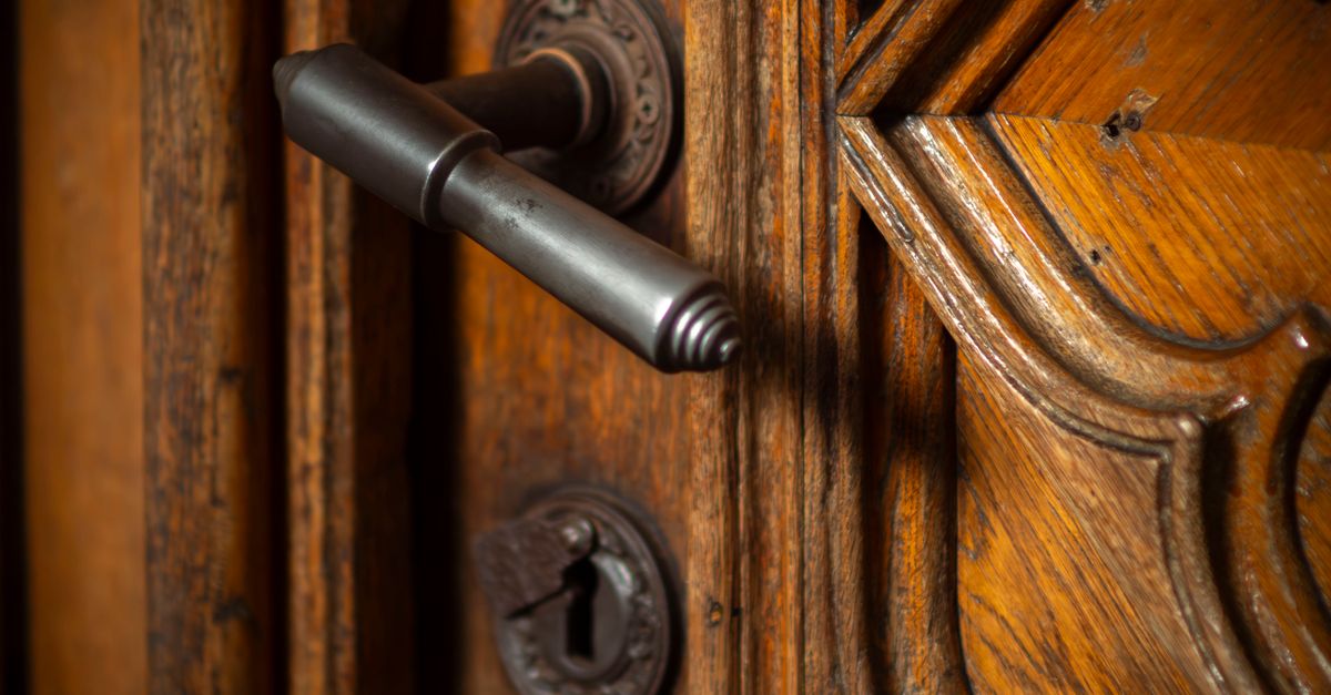 Mortise Lock vs. Door Knob Lock: What's on Your Older Kettering Home? — Secure Craft Locksmith