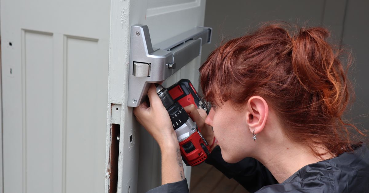 locksmith service technician — Secure Craft Locksmith